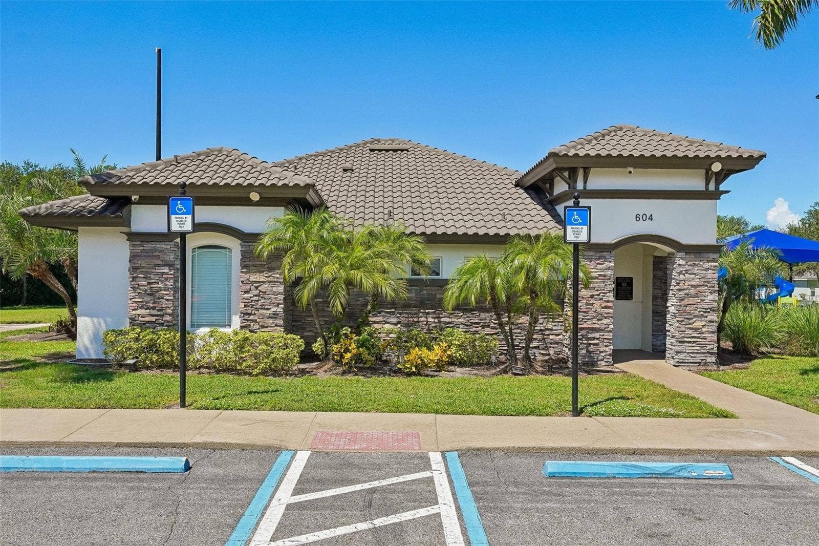 1810 MIRA LAGO CIRCLE, Ruskin, FL 33570 1810 MIRA LAGO CIRCLE, Ruskin, FL 33570