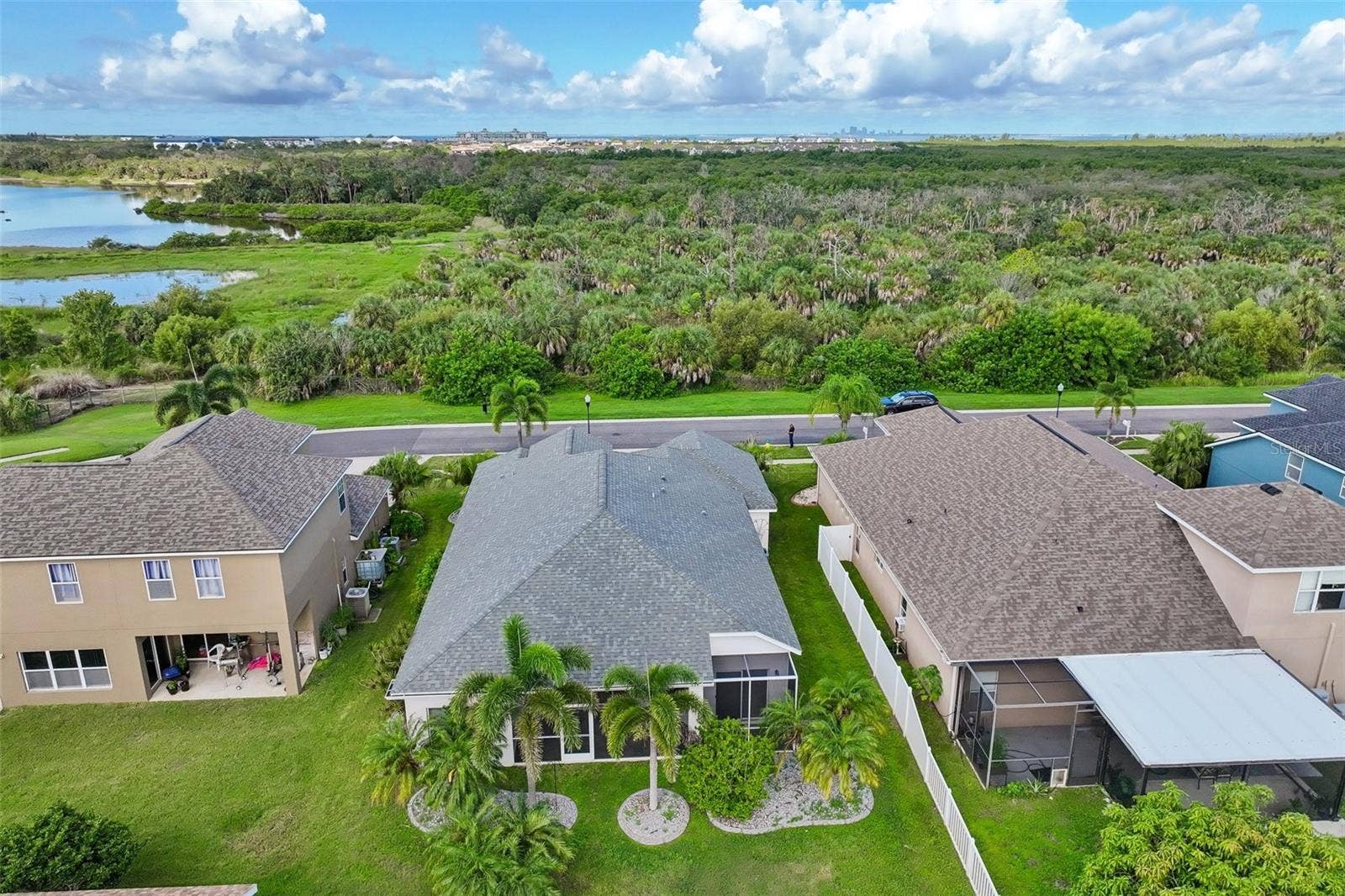 1810 MIRA LAGO CIRCLE, Ruskin, FL 33570 1810 MIRA LAGO CIRCLE, Ruskin, FL 33570