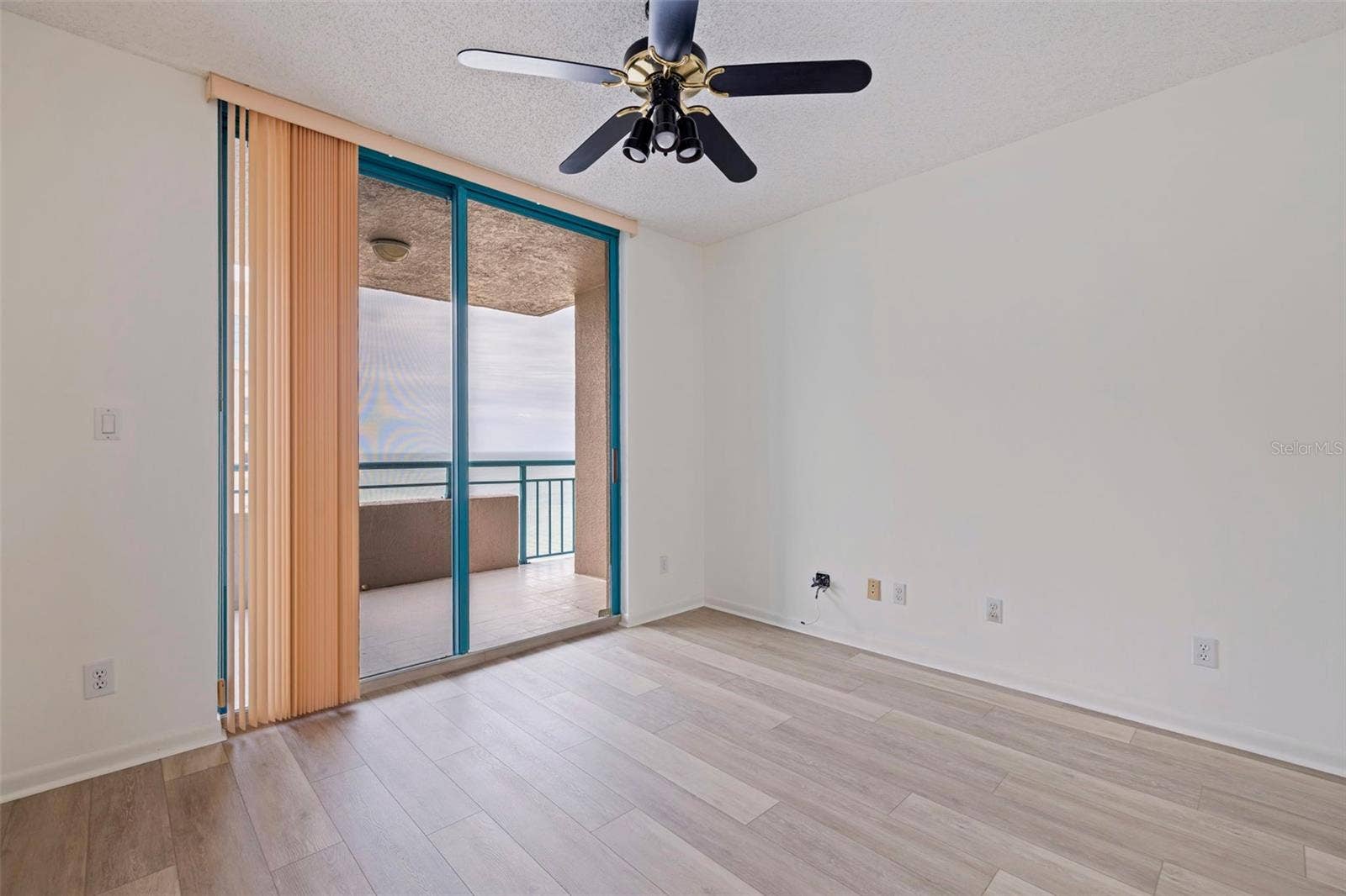1520 GULF BOULEVARD, #1901, Clearwater, FL 33767 1520 GULF BOULEVARD, #1901, Clearwater, FL 33767