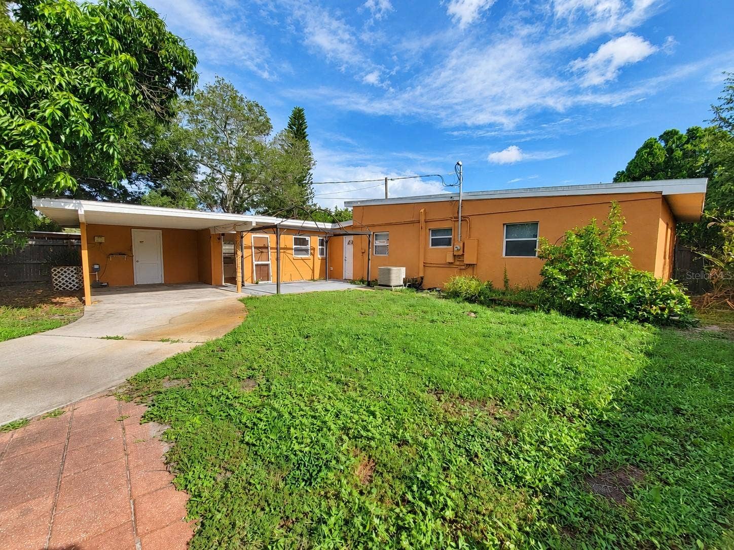 6711 DARTMOUTH AVENUE N, St Petersburg, FL 33710 Backyard