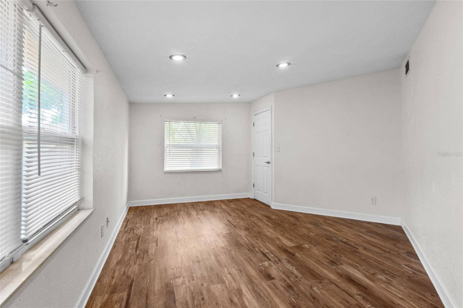 6711 DARTMOUTH AVENUE N, St Petersburg, FL 33710 6711 DARTMOUTH AVENUE N, St Petersburg, FL 33710
