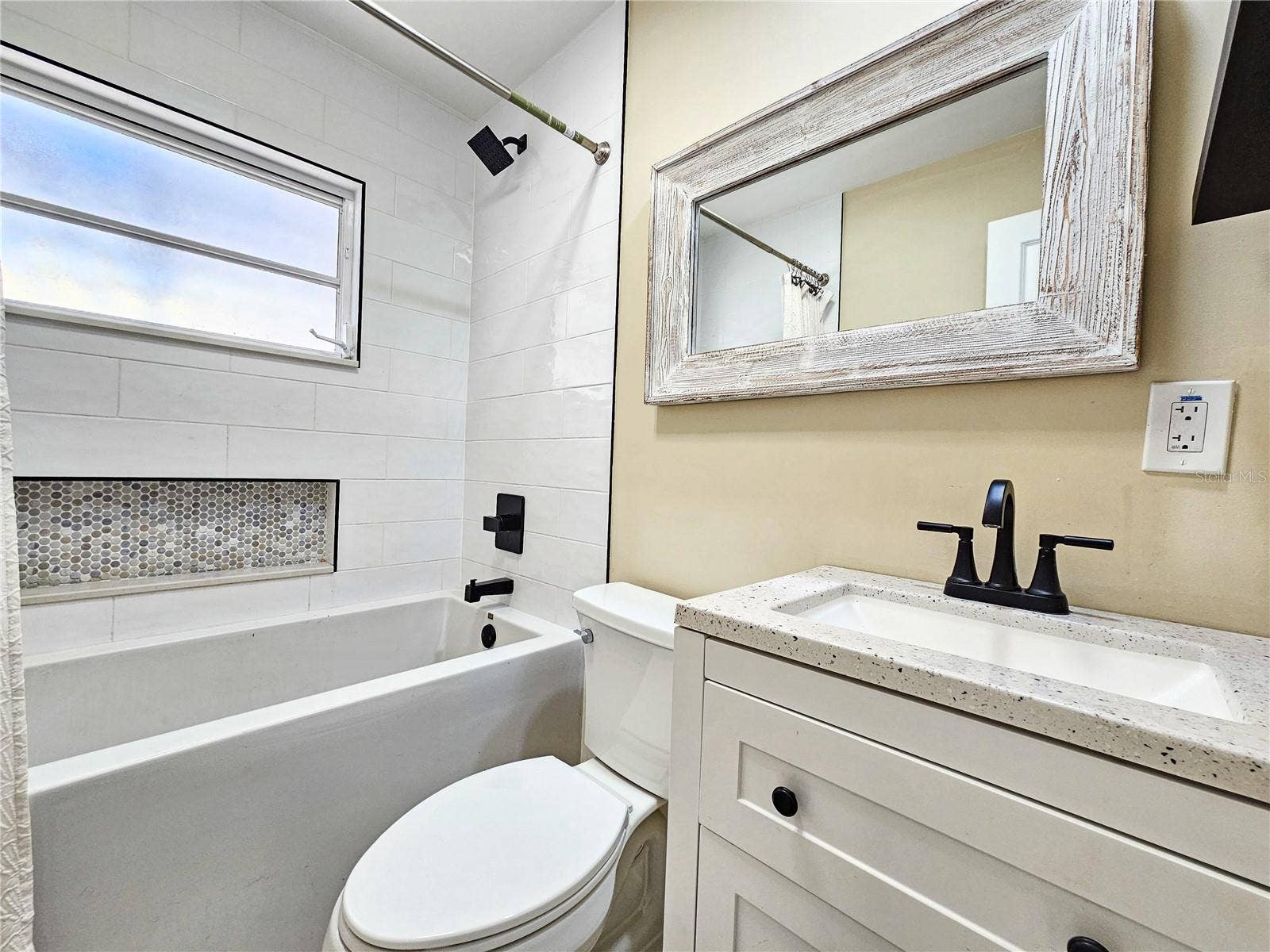 3982 POINSETTIA DRIVE, St Pete Beach, FL 33706 3982 POINSETTIA DRIVE, St Pete Beach, FL 33706