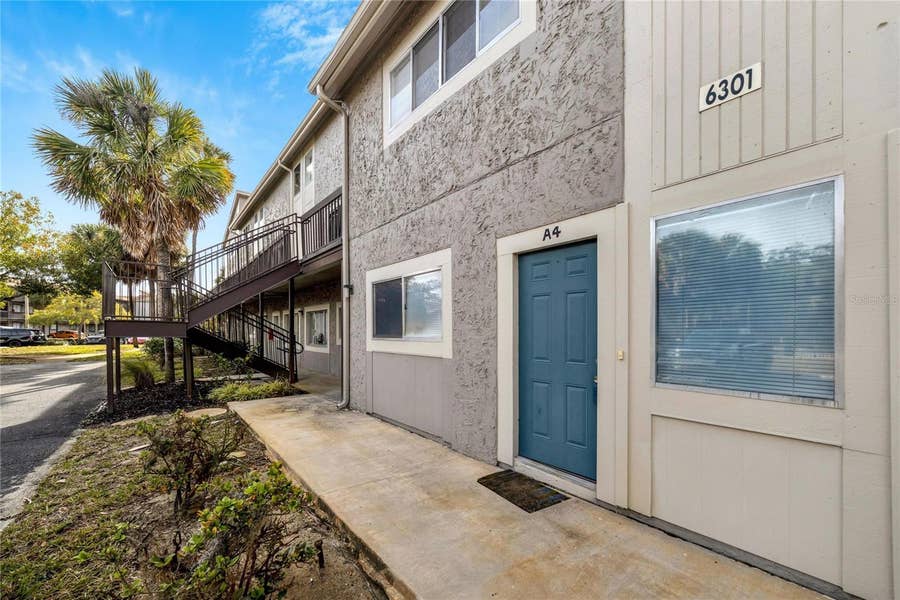 Property photo for 6301 NEWTOWN CIRCLE, #1A4, Tampa, FL