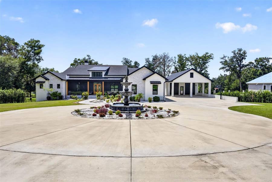 Property photo for 13323 HAPPY HILL RD, Dade City, FL