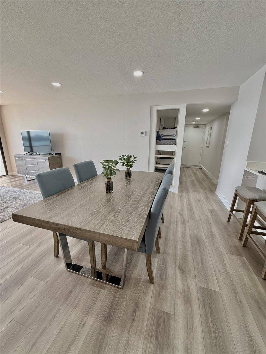 450 S GULFVIEW BOULEVARD, #408, Clearwater Beach, FL 33767 450 S GULFVIEW BOULEVARD, #408, Clearwater Beach, FL 33767