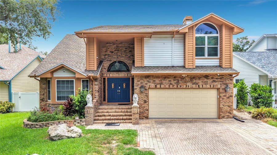 Property photo for 7542 HARBOR VIEW WAY, Seminole, FL