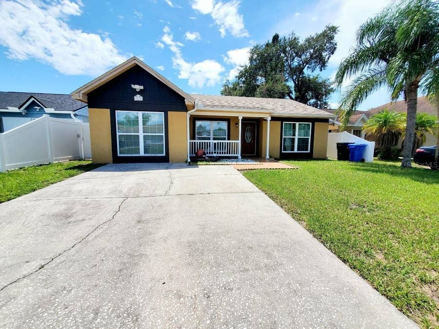 Property photo for 6832 SWAIN AVENUE, Tampa, FL
