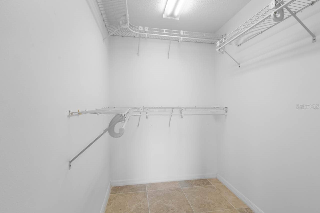 1519 FORT DUQUESNA DRIVE, Sun City Center, FL 33573 Walk-in closet