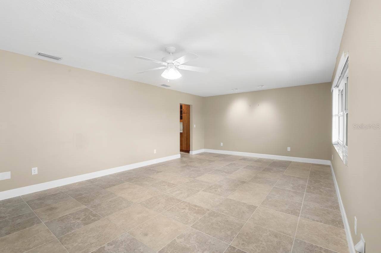 1519 FORT DUQUESNA DRIVE, Sun City Center, FL 33573 Large enough for a Living Room/Dining Room