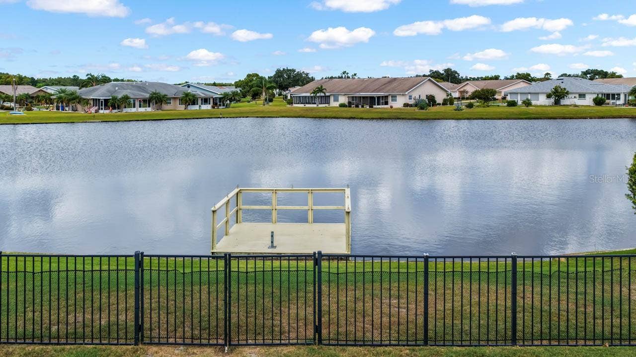 1519 FORT DUQUESNA DRIVE, Sun City Center, FL 33573 Property line extends into lake