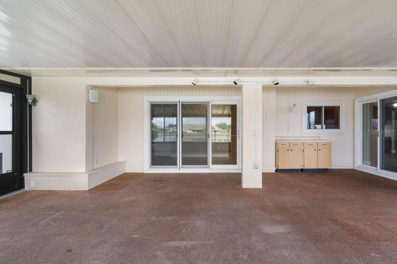 1519 FORT DUQUESNA DRIVE, Sun City Center, FL 33573 2 sets of updated sliders