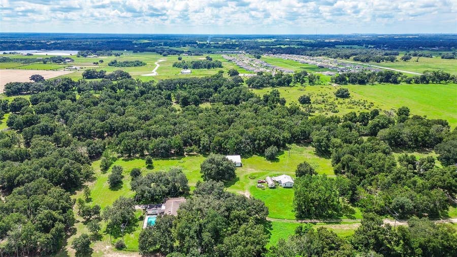 Property photo for 11327 CARTER GROVE LANE, Thonotosassa, FL
