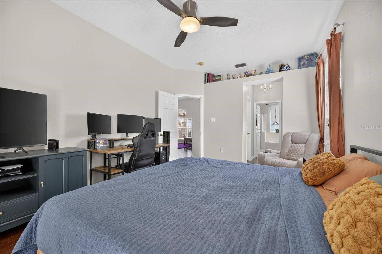 22240 WILLOW LAKES DRIVE, Lutz, FL 33549