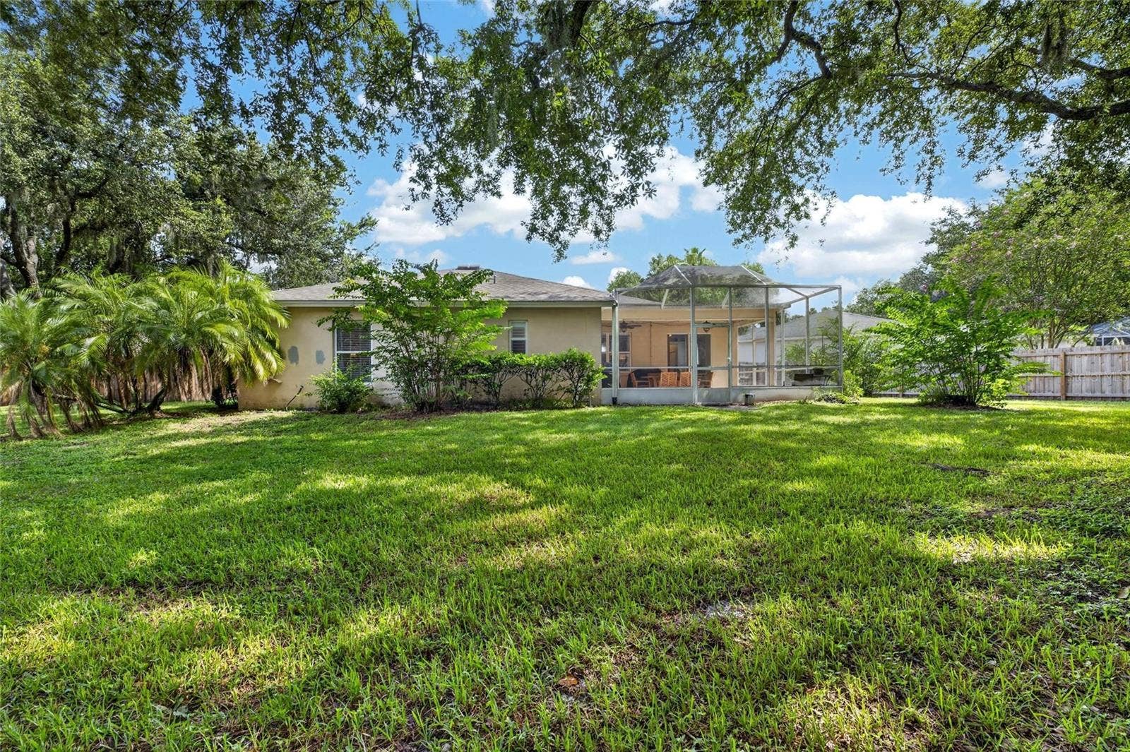 22240 WILLOW LAKES DRIVE, Lutz, FL 33549
