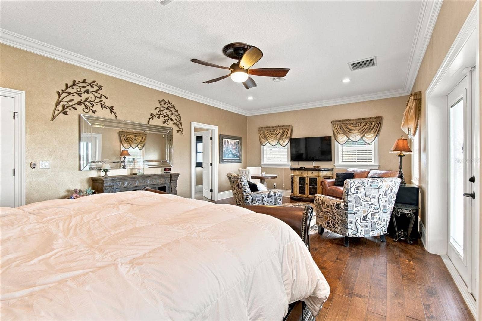 11220 8TH STREET E, Treasure Island, FL 33706 11220 8TH STREET E, Treasure Island, FL 33706
