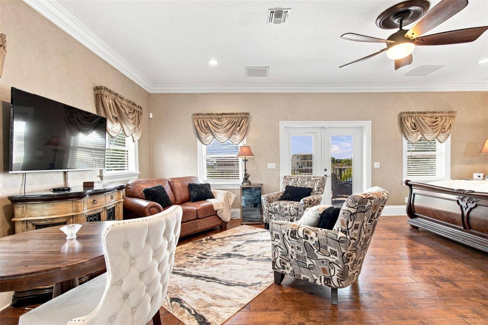 11220 8TH STREET E, Treasure Island, FL 33706 11220 8TH STREET E, Treasure Island, FL 33706