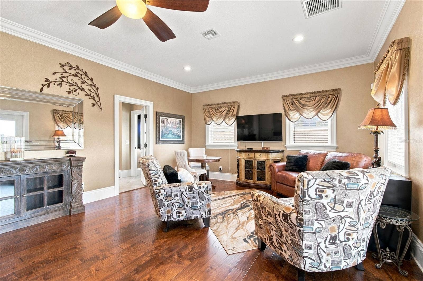11220 8TH STREET E, Treasure Island, FL 33706 11220 8TH STREET E, Treasure Island, FL 33706