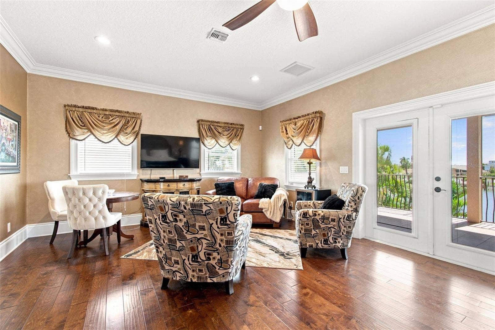 11220 8TH STREET E, Treasure Island, FL 33706 11220 8TH STREET E, Treasure Island, FL 33706