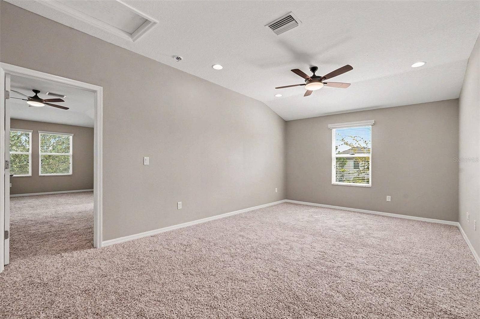 29967 SOUTHWELL LANE, Wesley Chapel, FL 33543 29967 SOUTHWELL LANE, Wesley Chapel, FL 33543