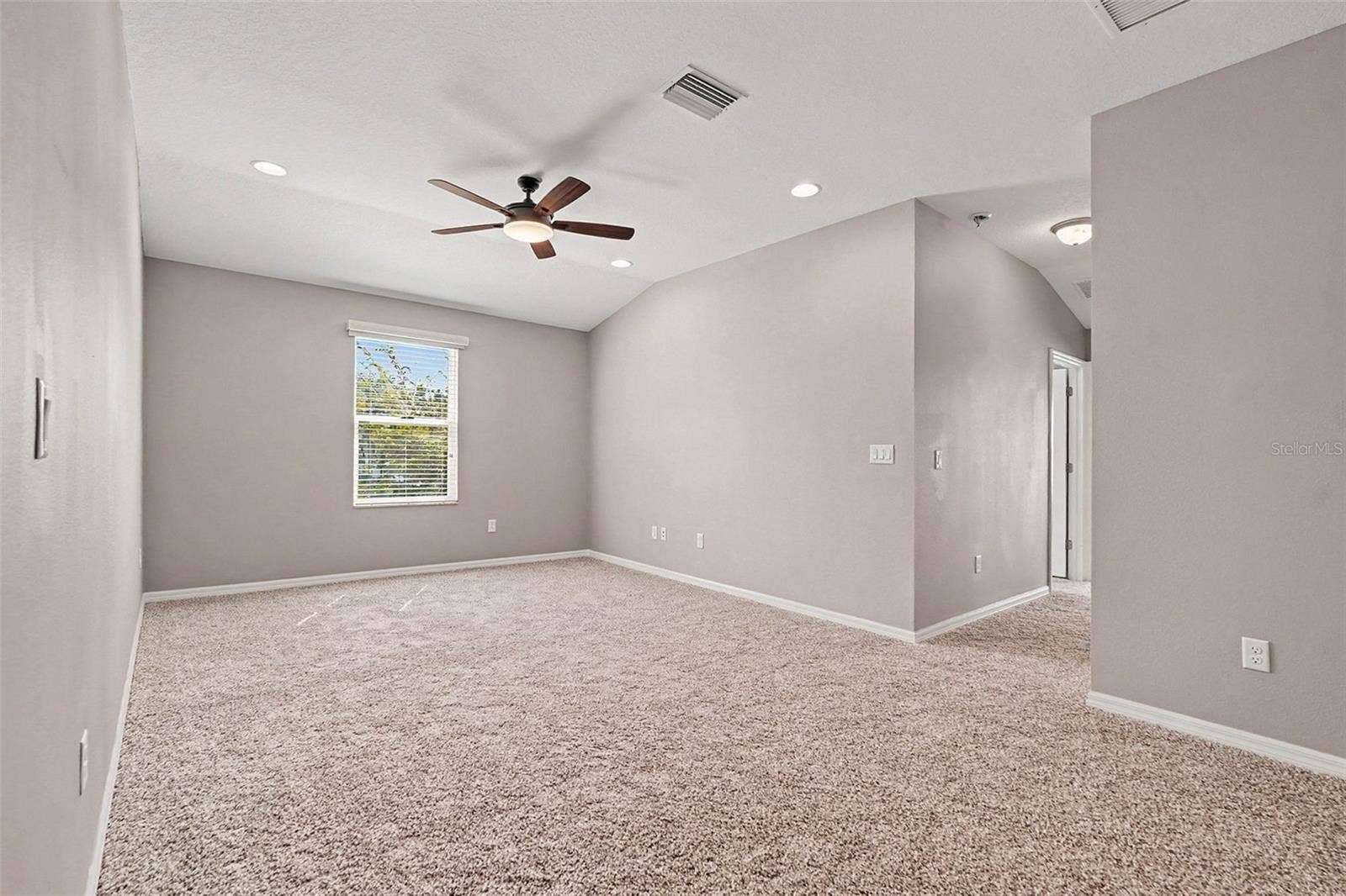 29967 SOUTHWELL LANE, Wesley Chapel, FL 33543 29967 SOUTHWELL LANE, Wesley Chapel, FL 33543