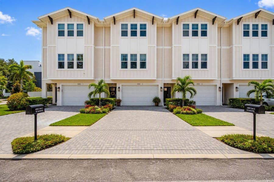 Property photo for 4302 W NORTH B STREET, #2, Tampa, FL