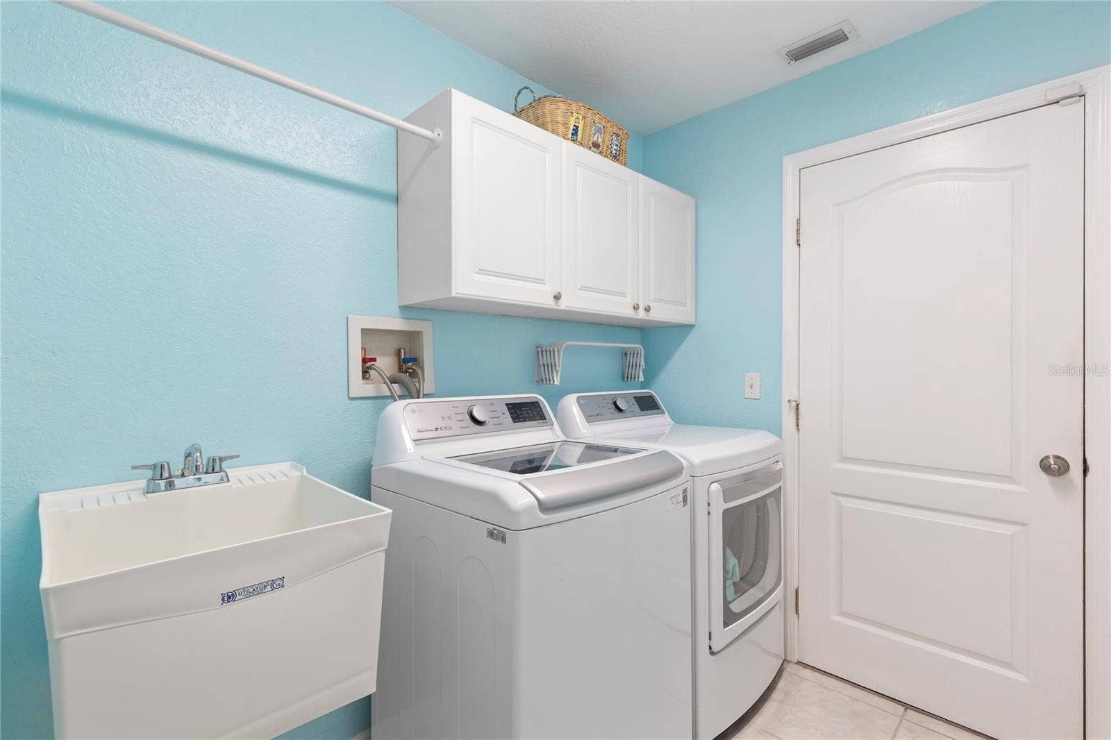 2972 GLENPARK ROAD, Palm Harbor, FL 34683