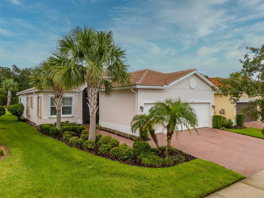 Property photo for 16126 CEDAR KEY DRIVE, Wimauma, FL
