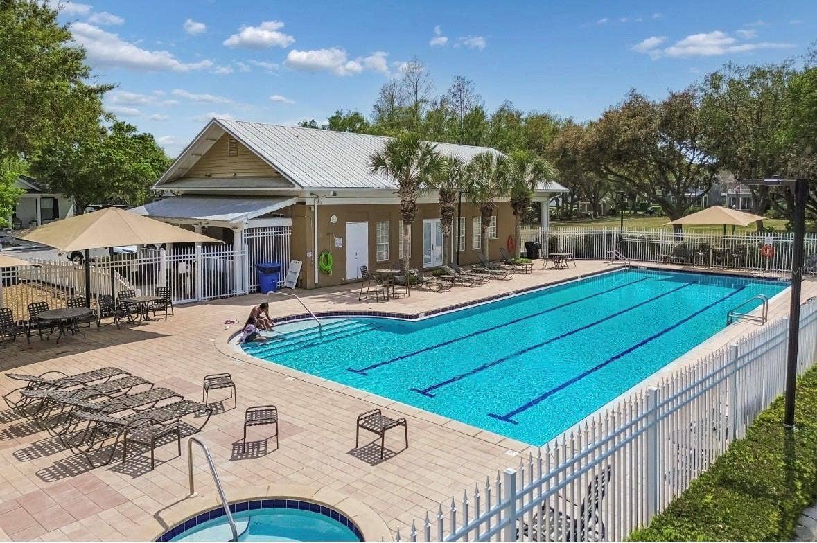 Longleaf Community Pool