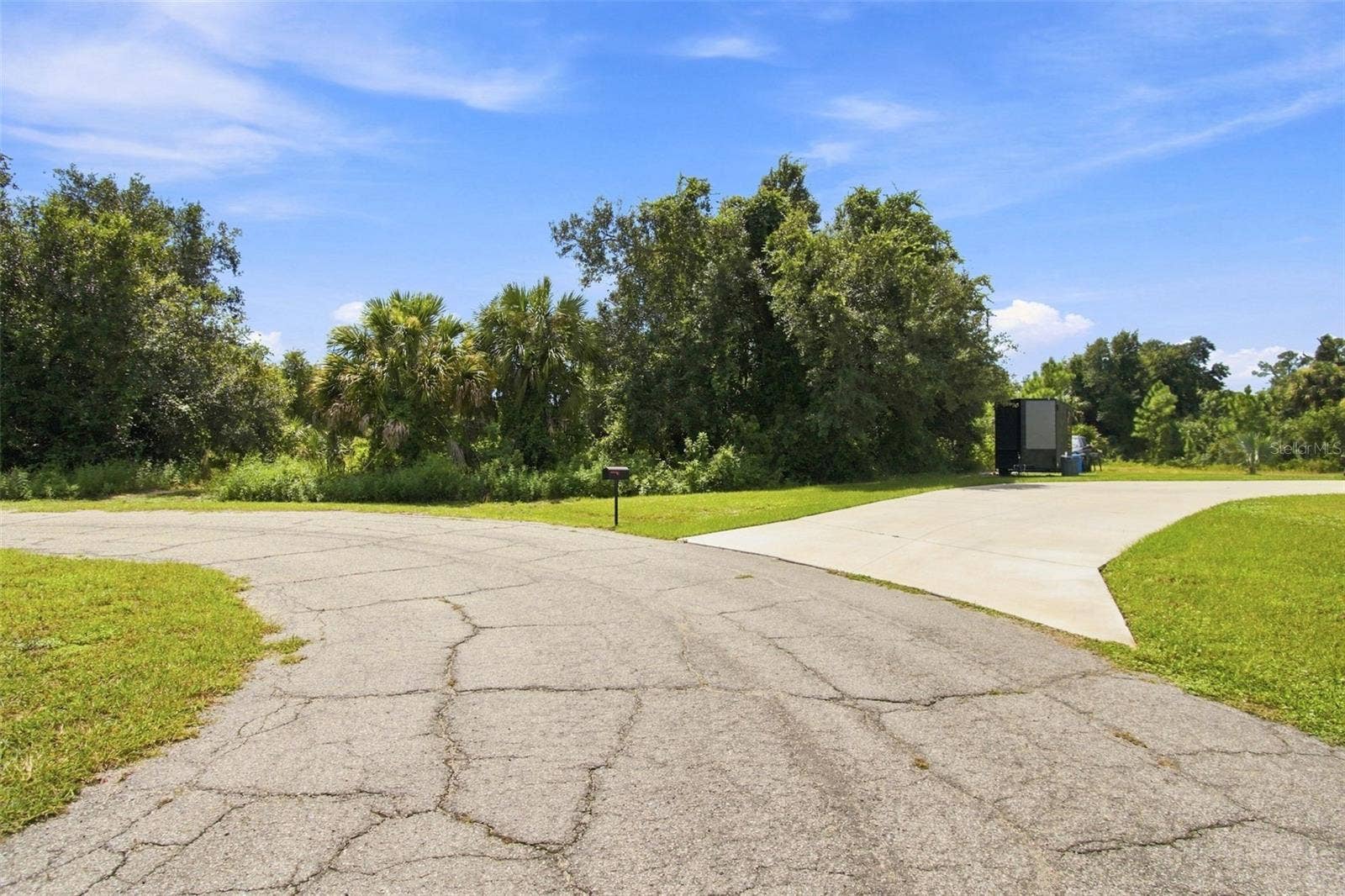 PEALE CIRCLE, North Port, FL 34288