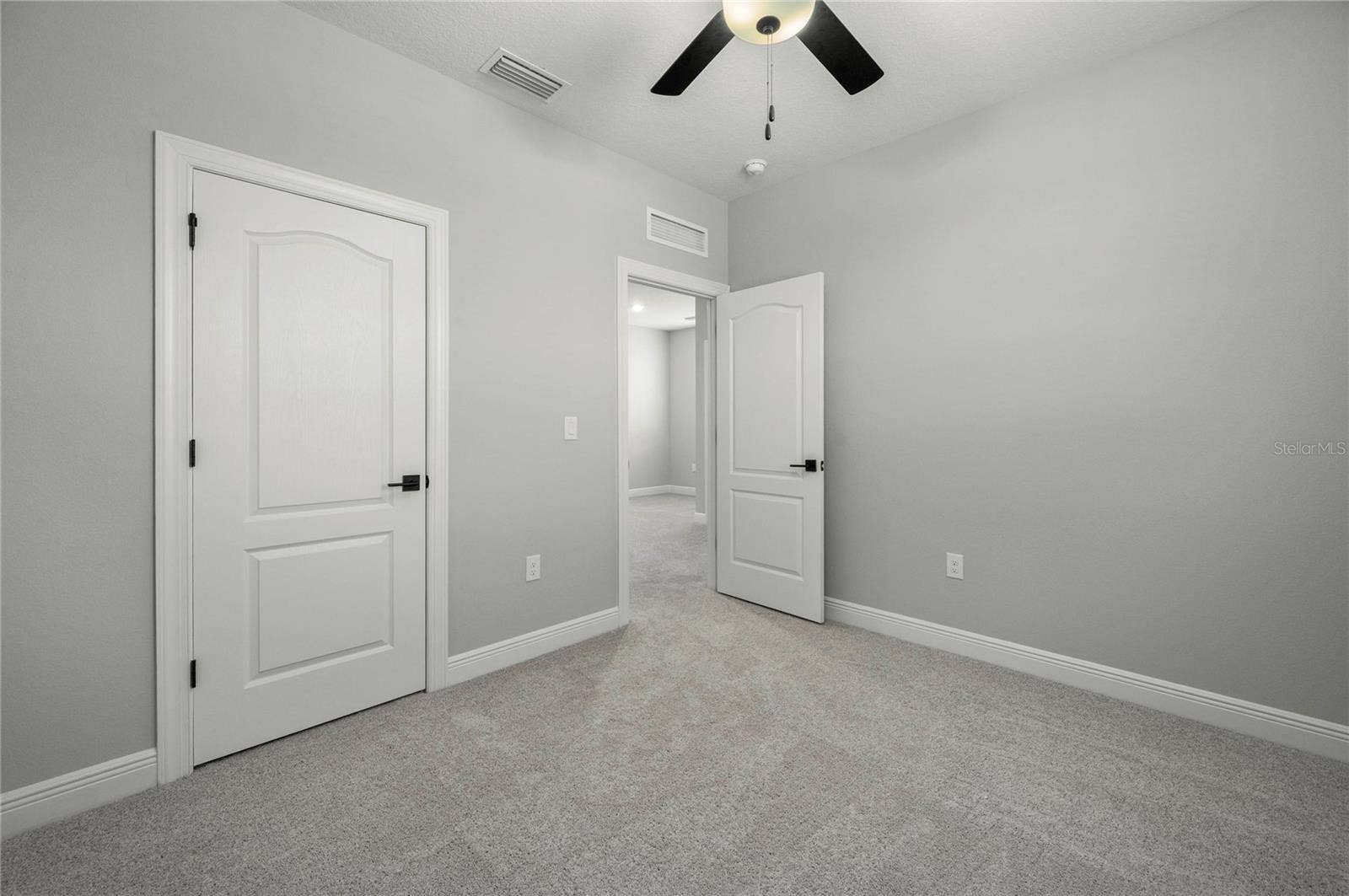7668 SOMERSWORTH DRIVE, Kissimmee, FL 34747 7668 SOMERSWORTH DRIVE, Kissimmee, FL 34747