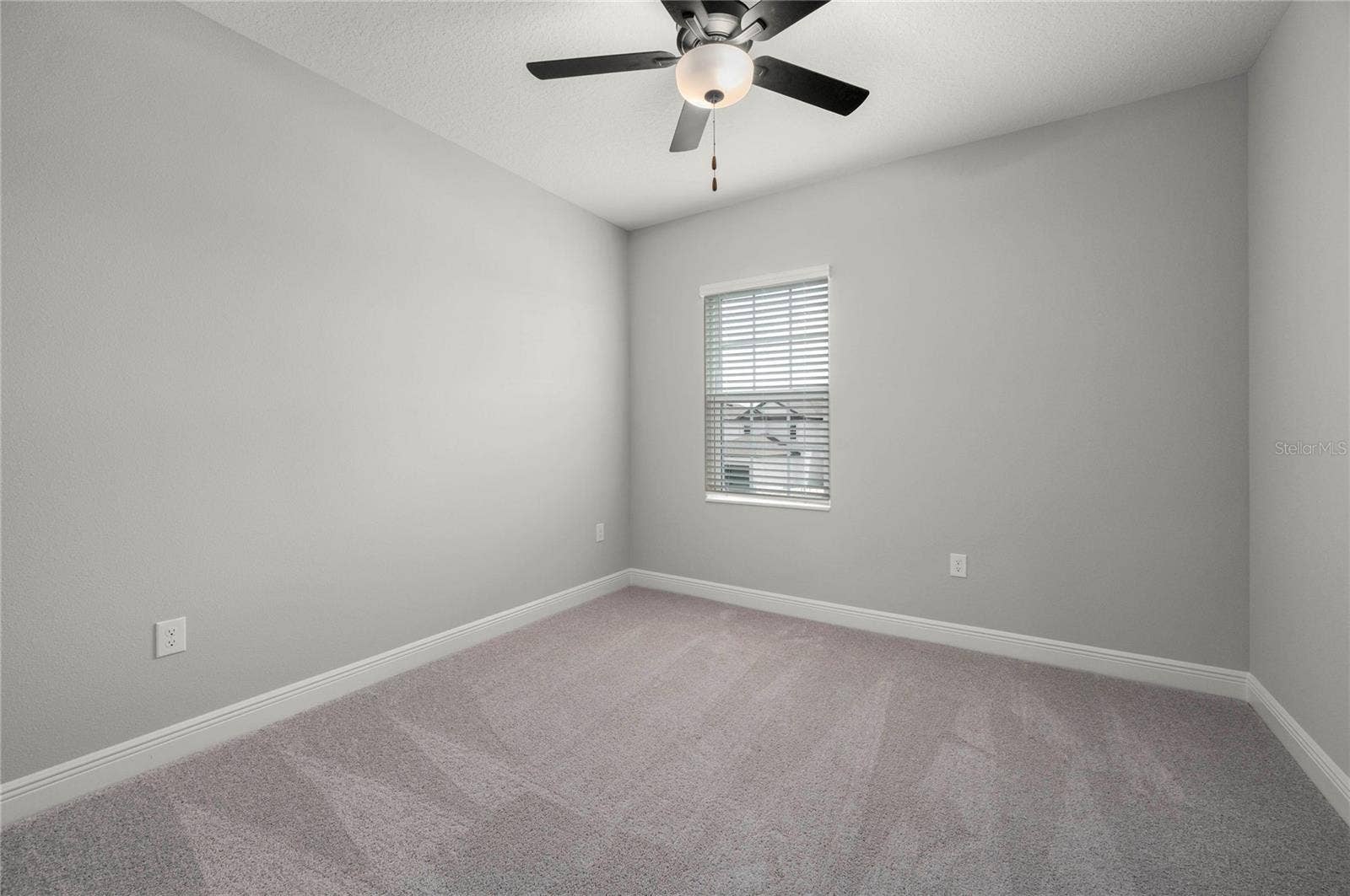 7668 SOMERSWORTH DRIVE, Kissimmee, FL 34747 7668 SOMERSWORTH DRIVE, Kissimmee, FL 34747