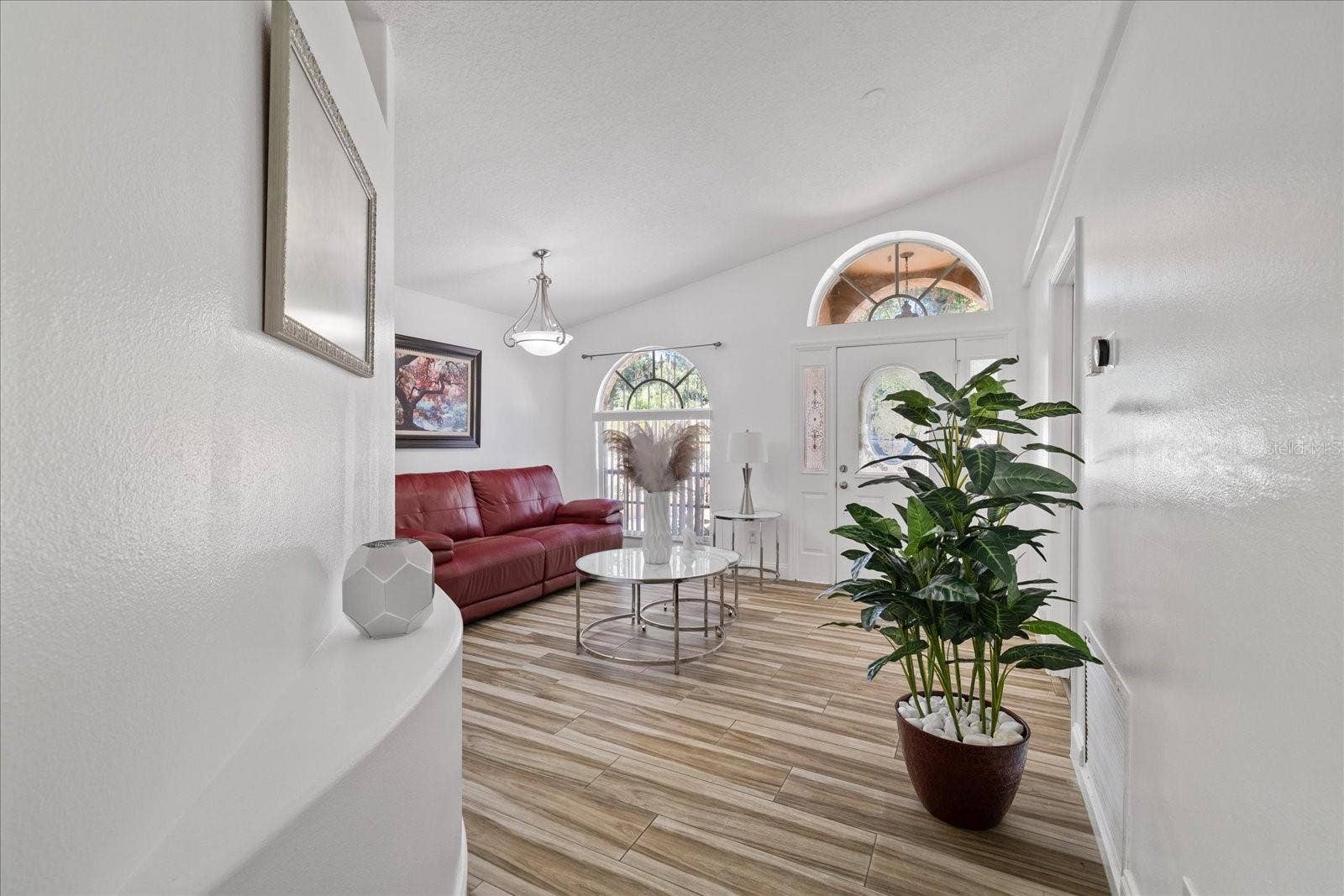 8712 FOUNTAIN AVENUE, Tampa, FL 33615