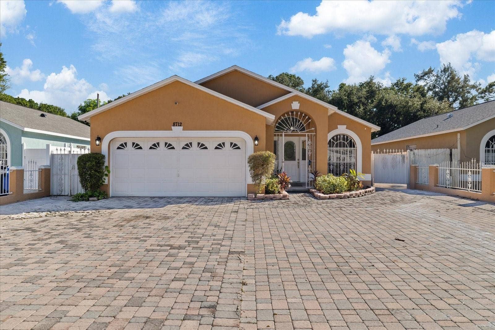 8712 FOUNTAIN AVENUE, Tampa, FL 33615
