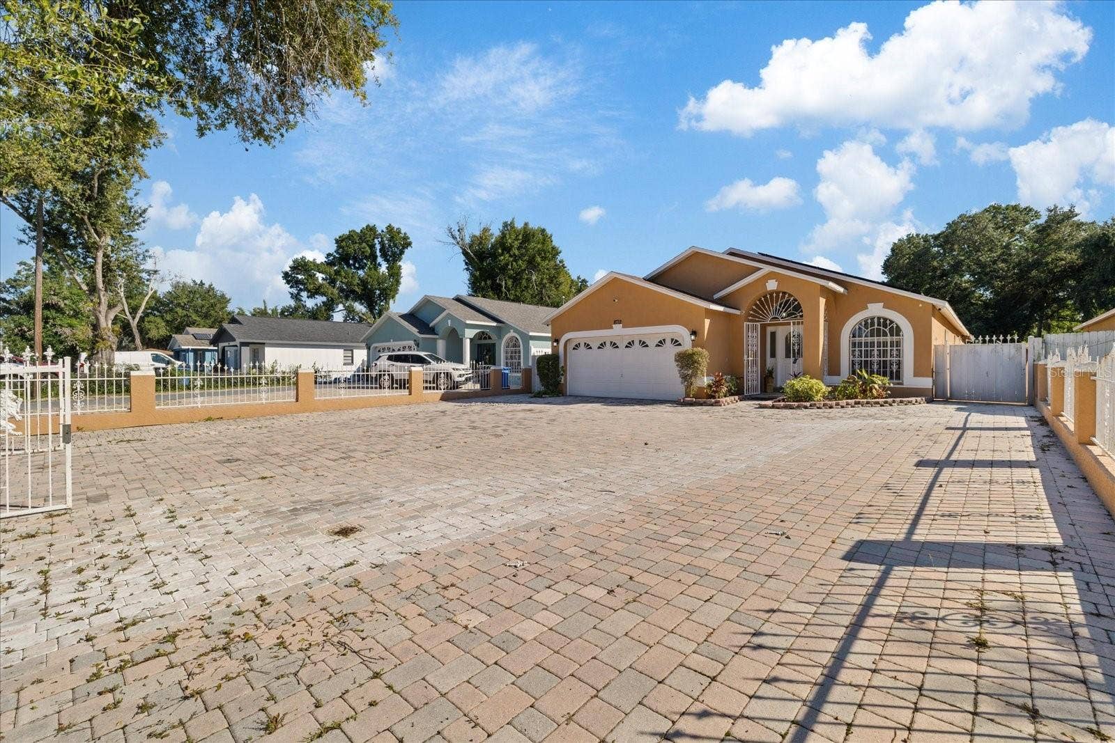 8712 FOUNTAIN AVENUE, Tampa, FL 33615