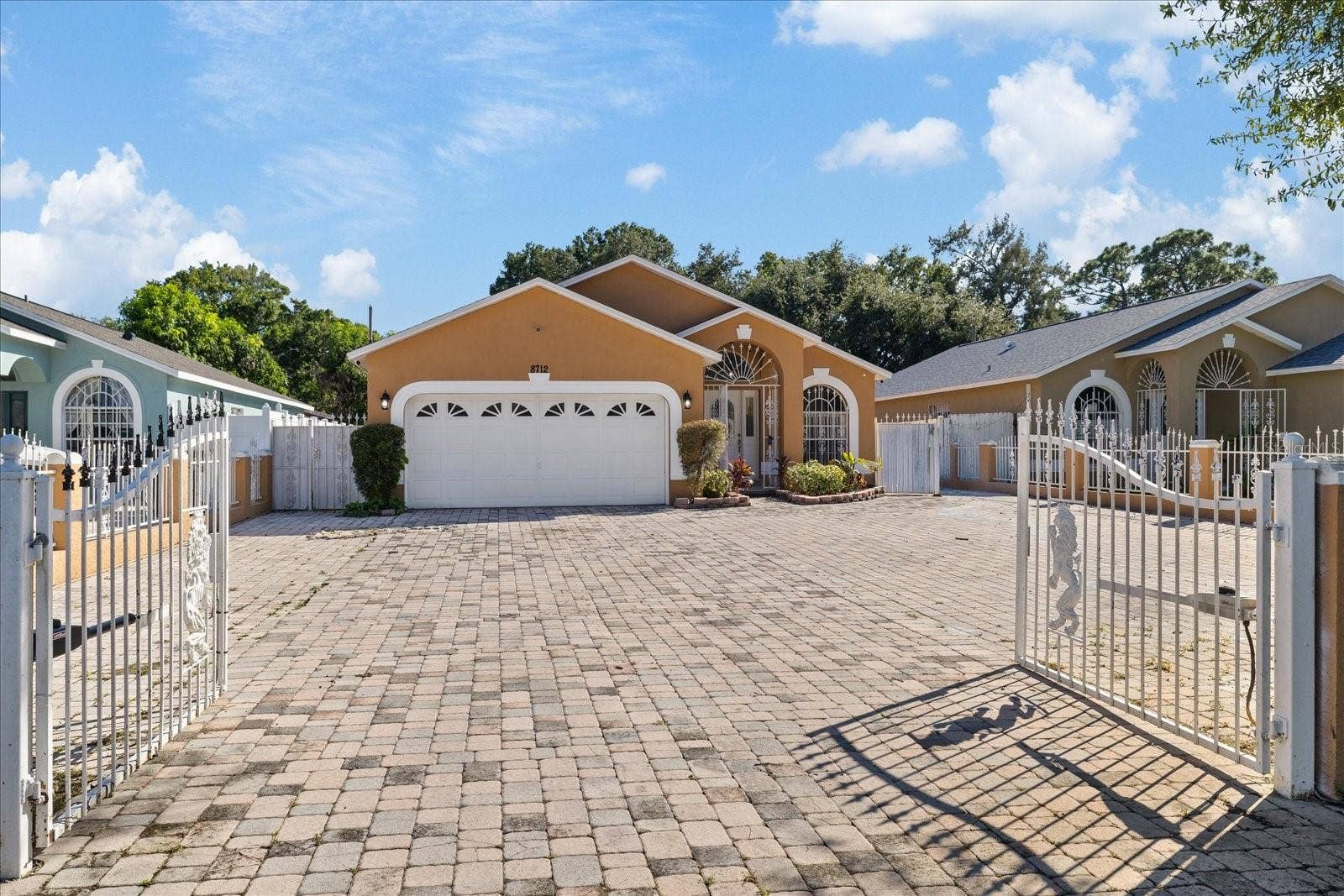 8712 FOUNTAIN AVENUE, Tampa, FL 33615
