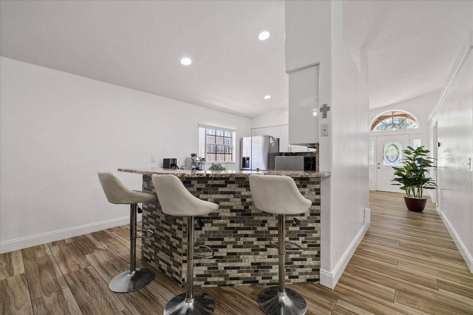 8712 FOUNTAIN AVENUE, Tampa, FL 33615