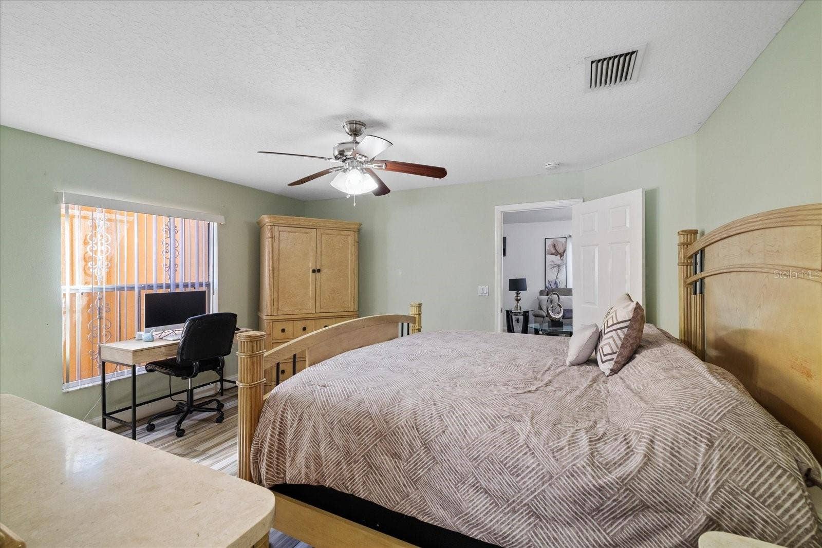 8712 FOUNTAIN AVENUE, Tampa, FL 33615