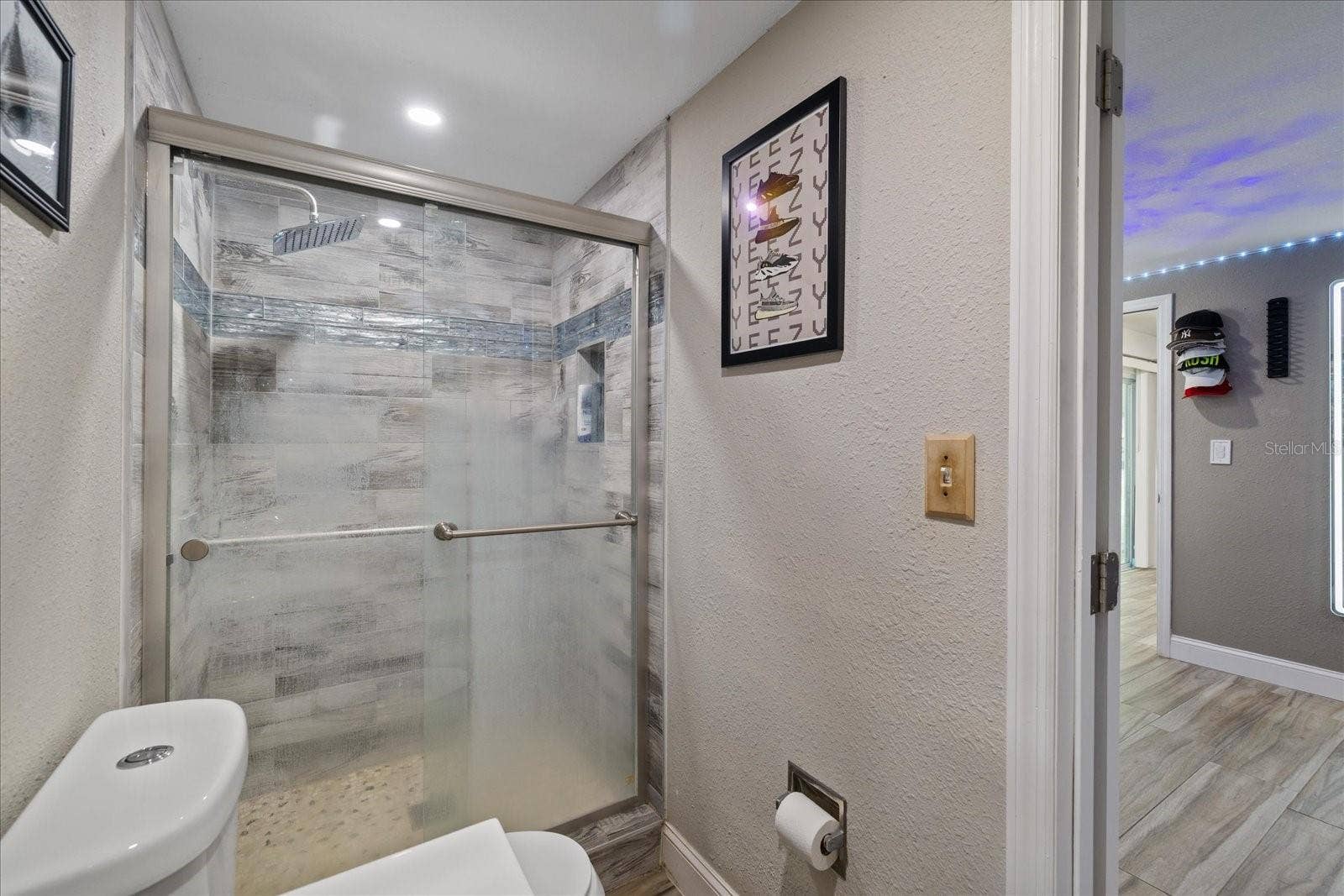 8712 FOUNTAIN AVENUE, Tampa, FL 33615