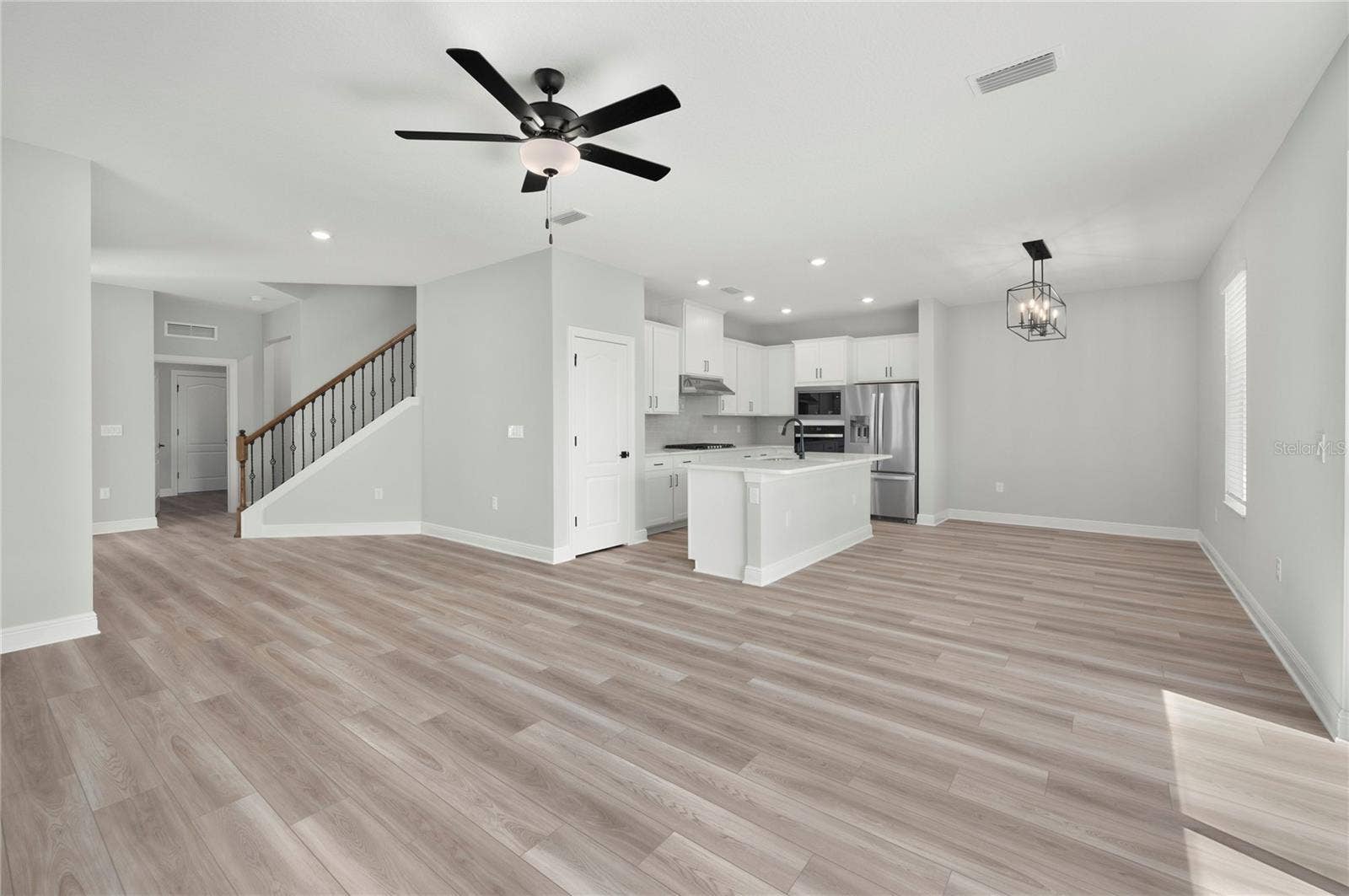 7673 SOMERSWORTH DRIVE, Kissimmee, FL 34747 7673 SOMERSWORTH DRIVE, Kissimmee, FL 34747