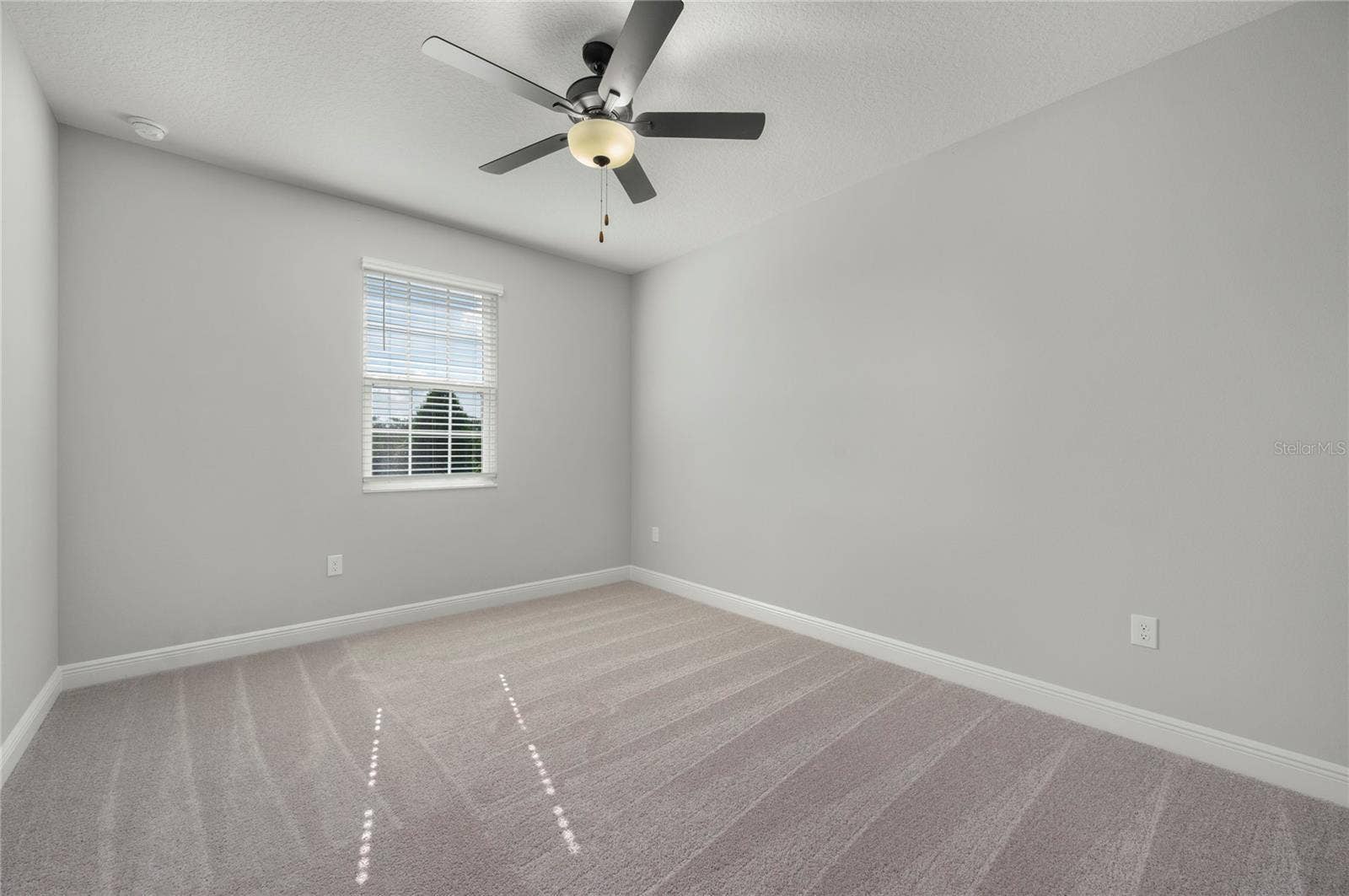 7673 SOMERSWORTH DRIVE, Kissimmee, FL 34747 7673 SOMERSWORTH DRIVE, Kissimmee, FL 34747