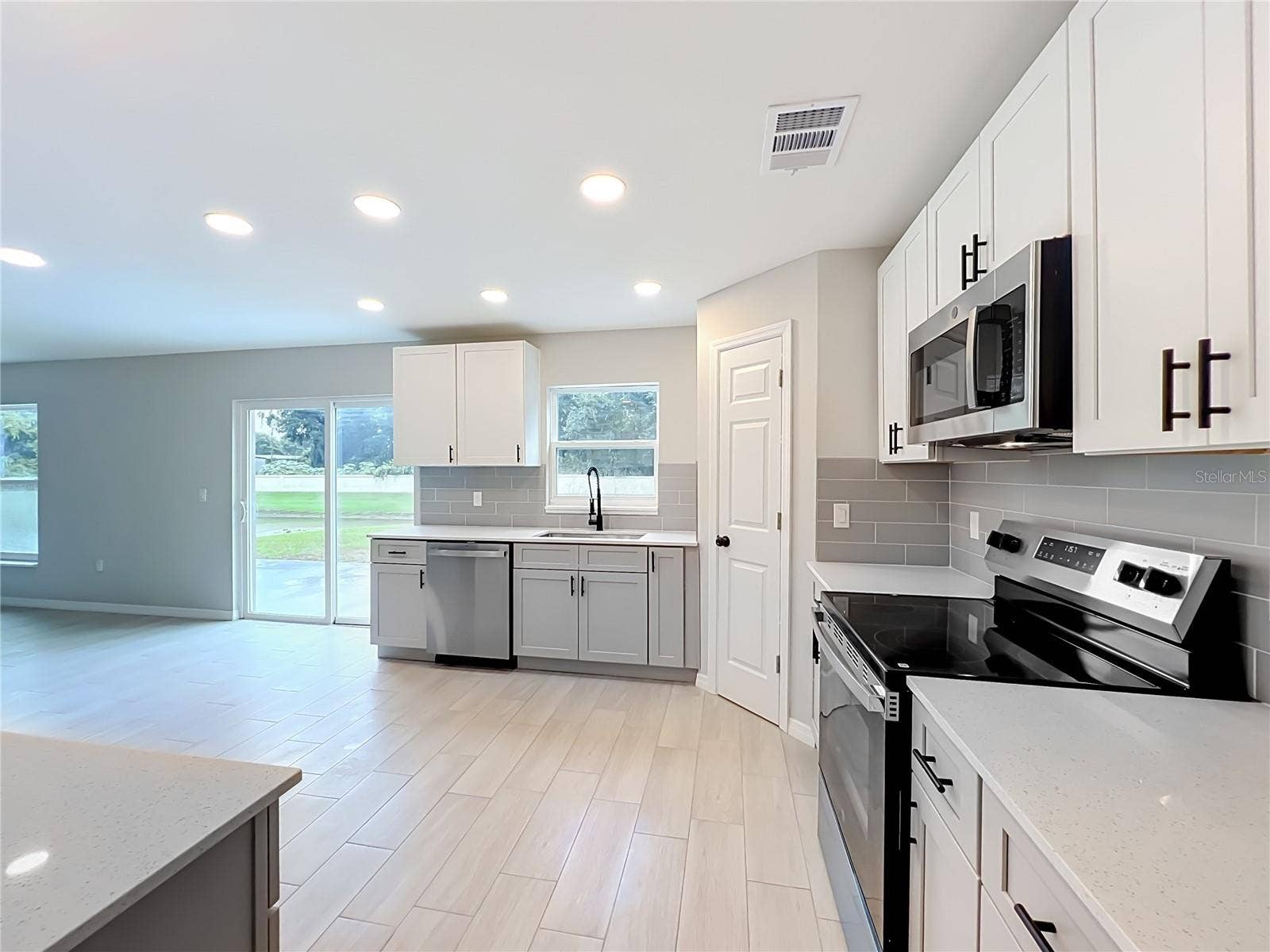 5039 OAK TOURS DRIVE, Edgewood, FL 32839 5039 OAK TOURS DRIVE, Edgewood, FL 32839