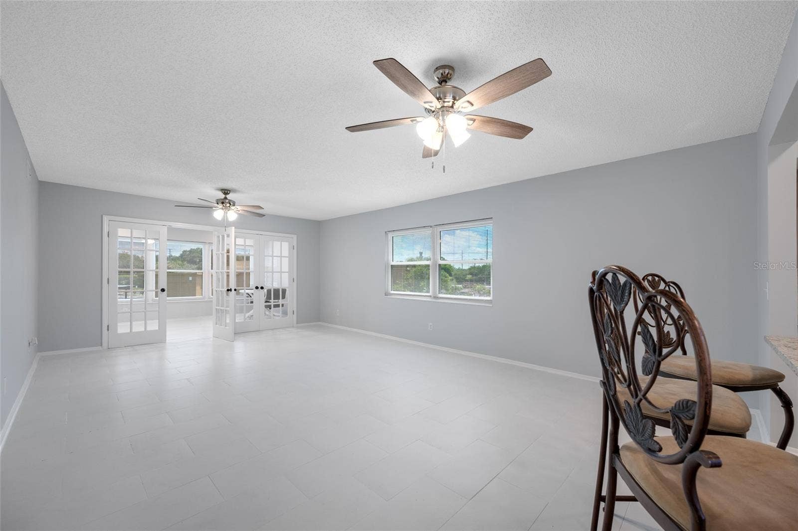 2258 WORLD PARKWAY BOULEVARD W, #40, Clearwater, FL 33763