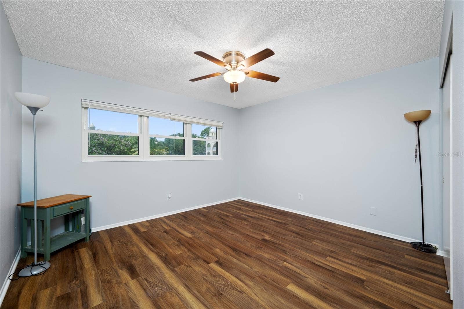 2258 WORLD PARKWAY BOULEVARD W, #40, Clearwater, FL 33763