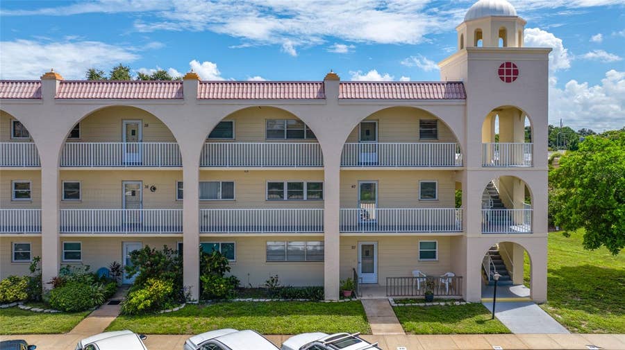 Property photo for 2258 WORLD PARKWAY BOULEVARD W, #40, Clearwater, FL