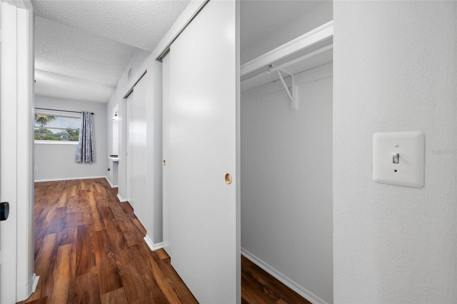 2258 WORLD PARKWAY BOULEVARD W, #40, Clearwater, FL 33763