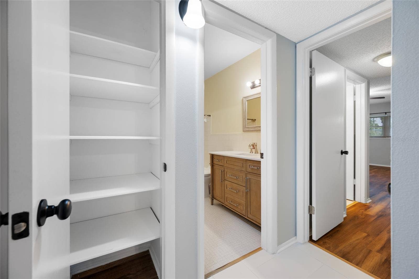 2258 WORLD PARKWAY BOULEVARD W, #40, Clearwater, FL 33763