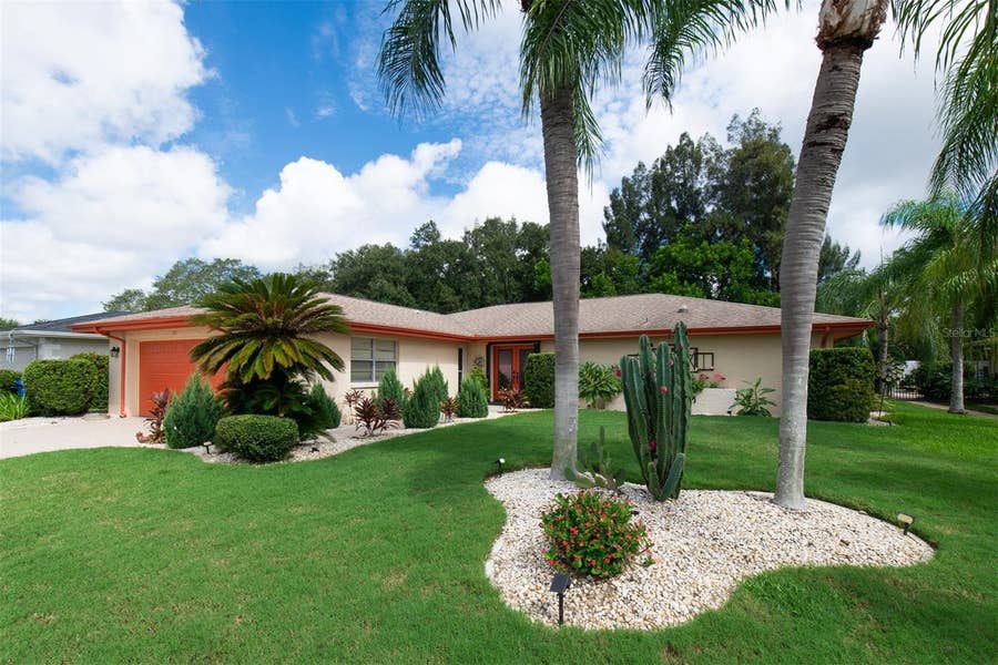 Property photo for 207 AMESBURY CIRCLE, Sun City Center, FL