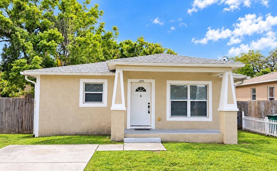 Property photo for 1210 E HOLLAND AVENUE, Tampa, FL