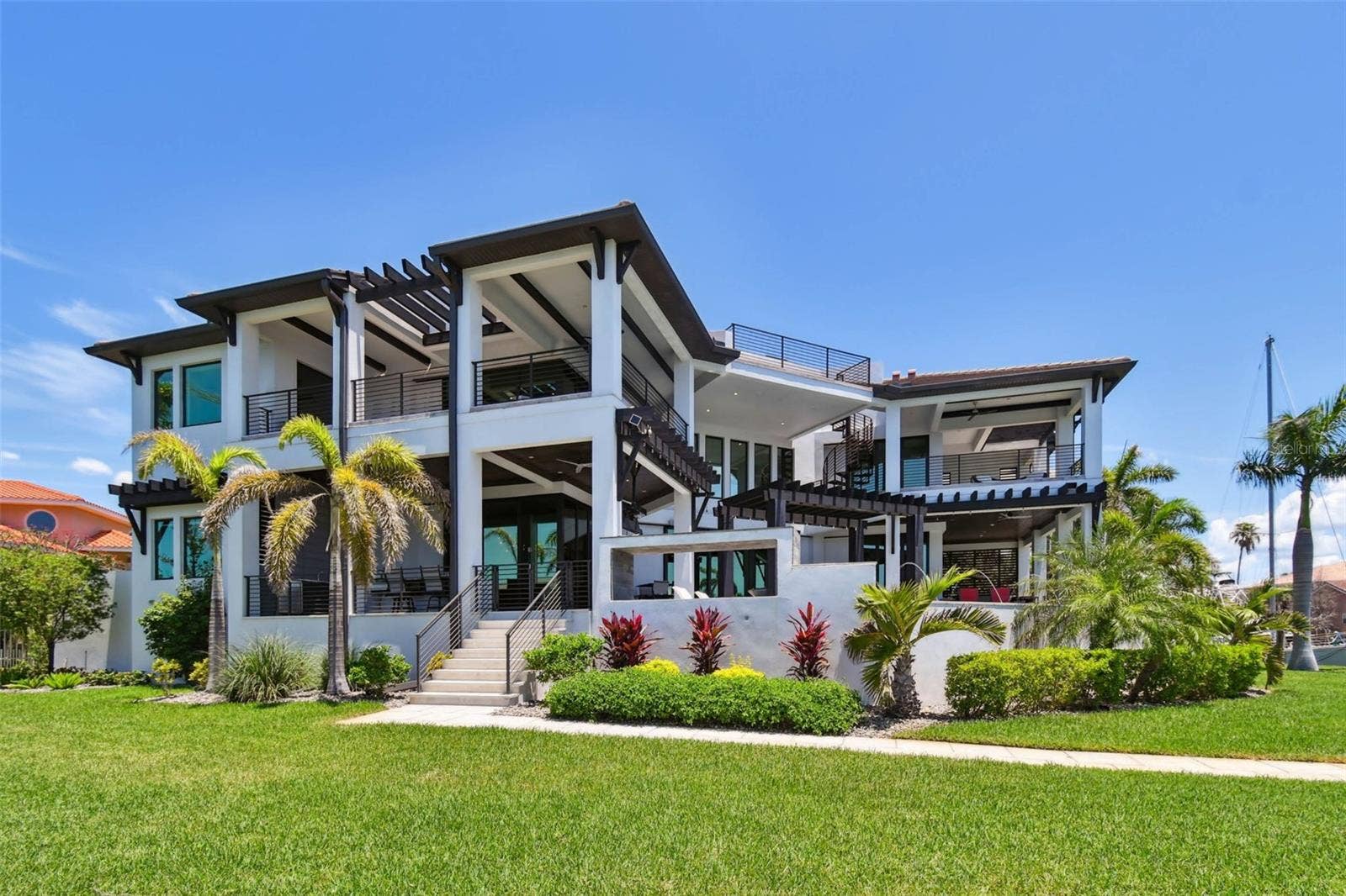 206 6TH STREET E, Tierra Verde, FL 33715 206 6TH STREET E, Tierra Verde, FL 33715