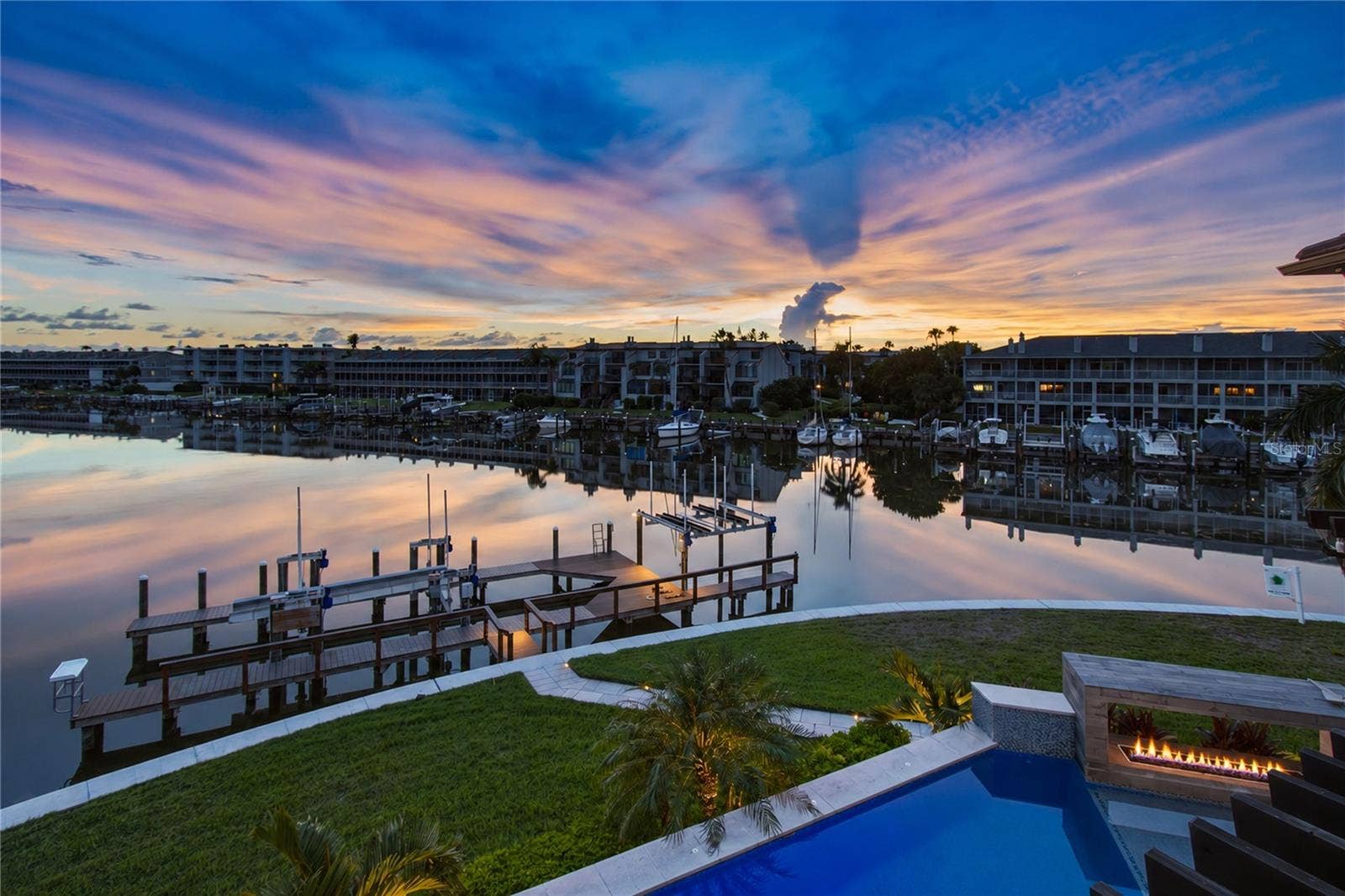 206 6TH STREET E, Tierra Verde, FL 33715 206 6TH STREET E, Tierra Verde, FL 33715